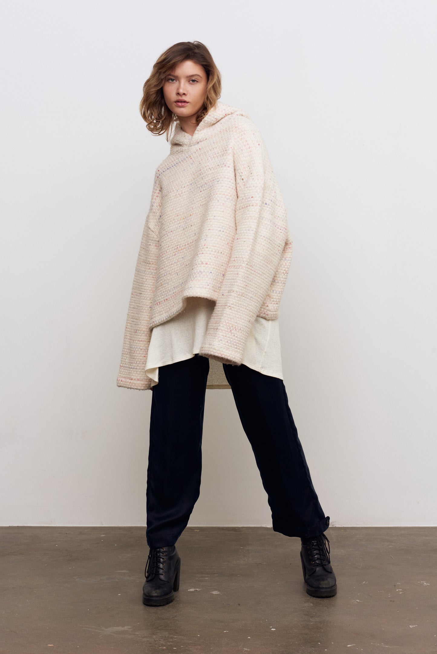 HERMONS KNIT HOODIE